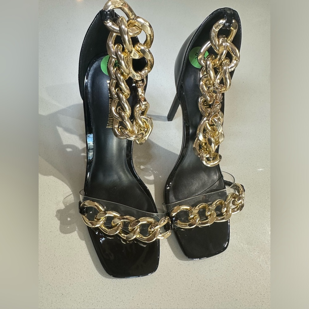 SEXY Black Patent Leather Chain Metal High Heels!